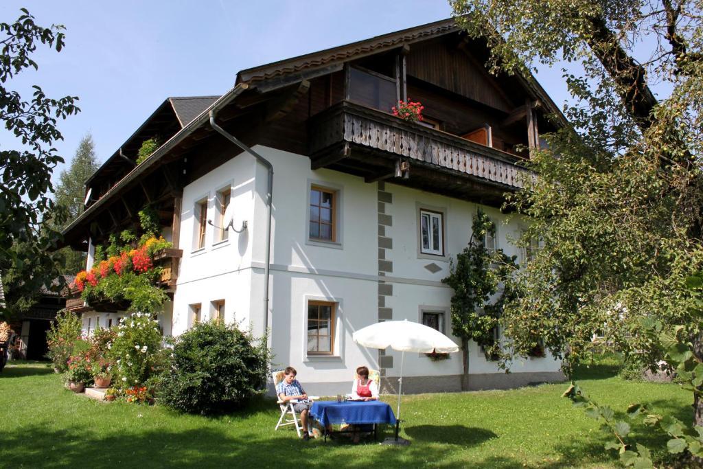 Zimmer Und Ferienwohnungen "Heidis Welt" Podlanig Hermagor-Pressegger See Εξωτερικό φωτογραφία