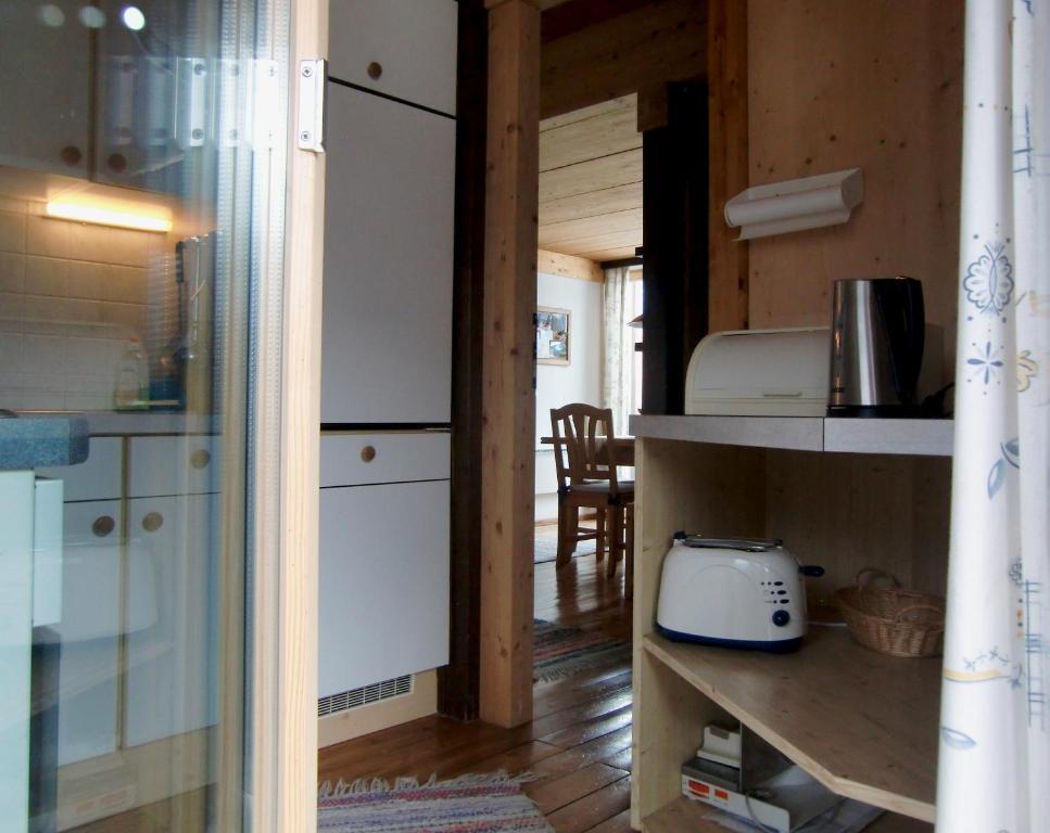 Zimmer Und Ferienwohnungen "Heidis Welt" Podlanig Hermagor-Pressegger See Δωμάτιο φωτογραφία